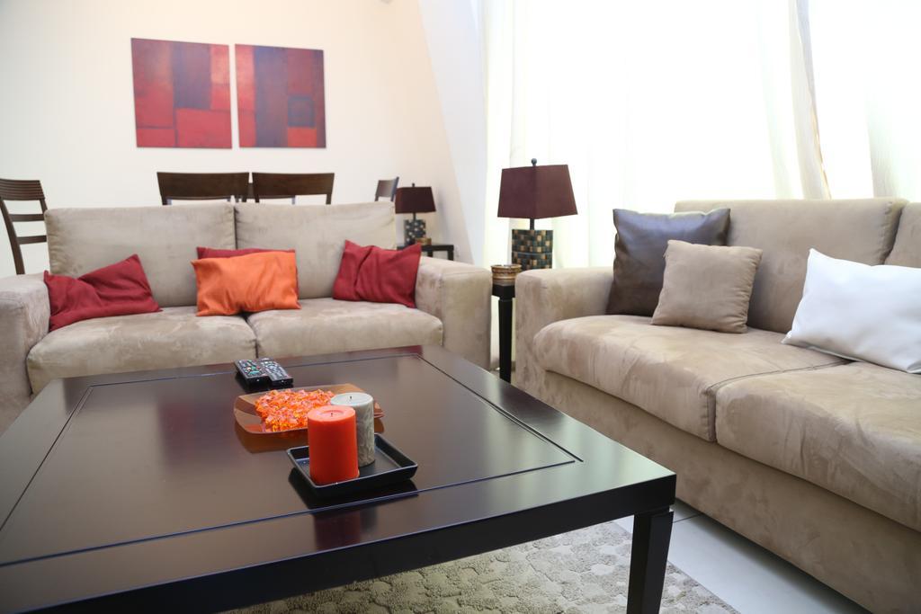 Armada Living - Holiday Homes Rental Дубай Экстерьер фото